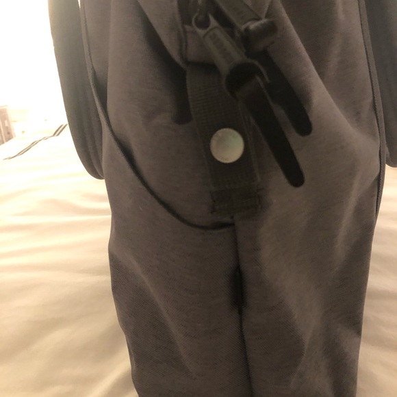 HERSCHEL Shoulder Bag /Purse/Laptop Bag - Picture 6 of 8